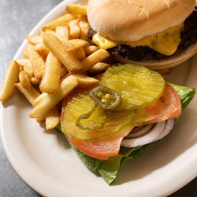 Cheese Burger Deluxe.